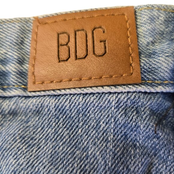 BDG Urban Outfitters Mom High Rise Denim Jean Shorts Size 27 Blue Womens - Picture 5 of 5